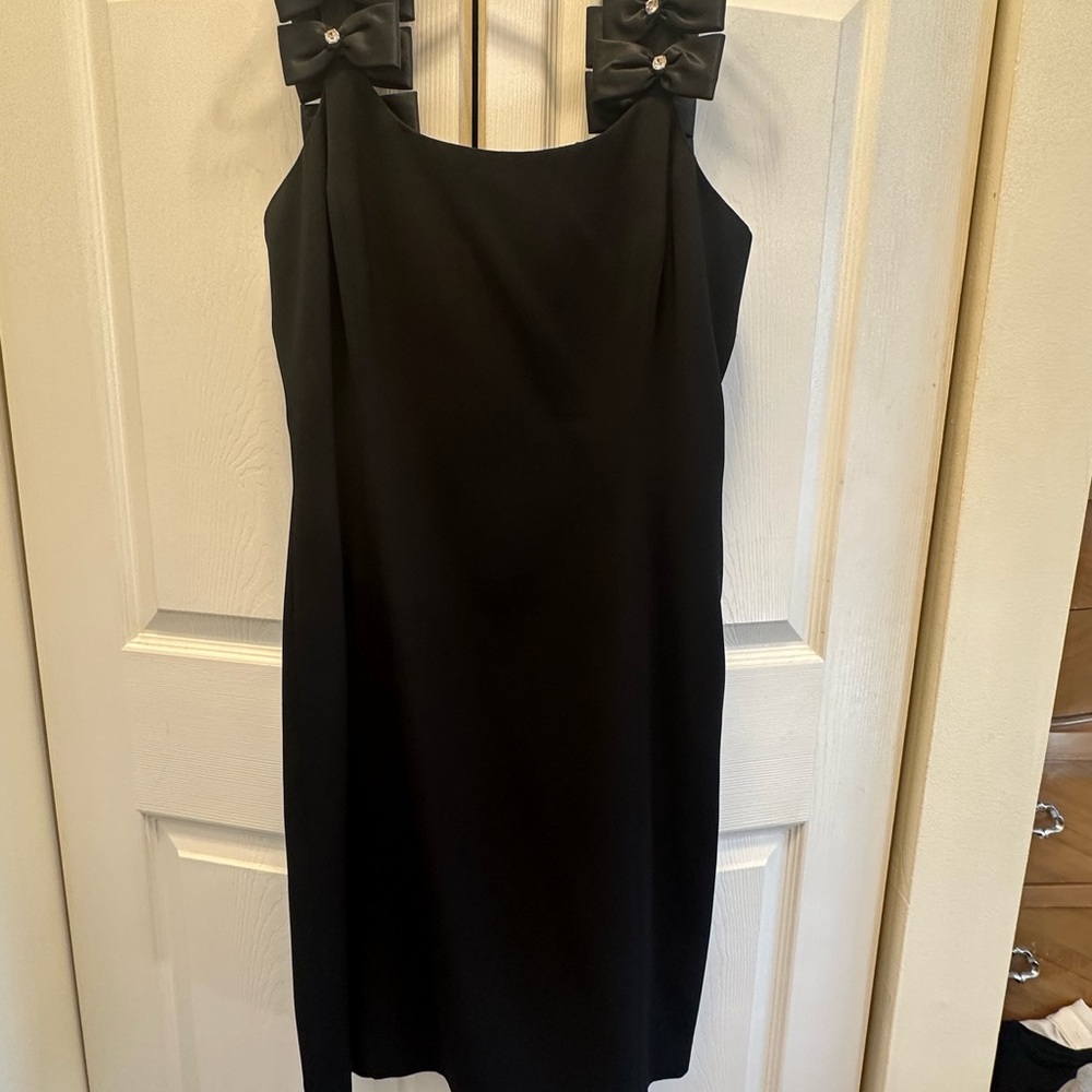 Chic Black Bow-Detail Mini Dress